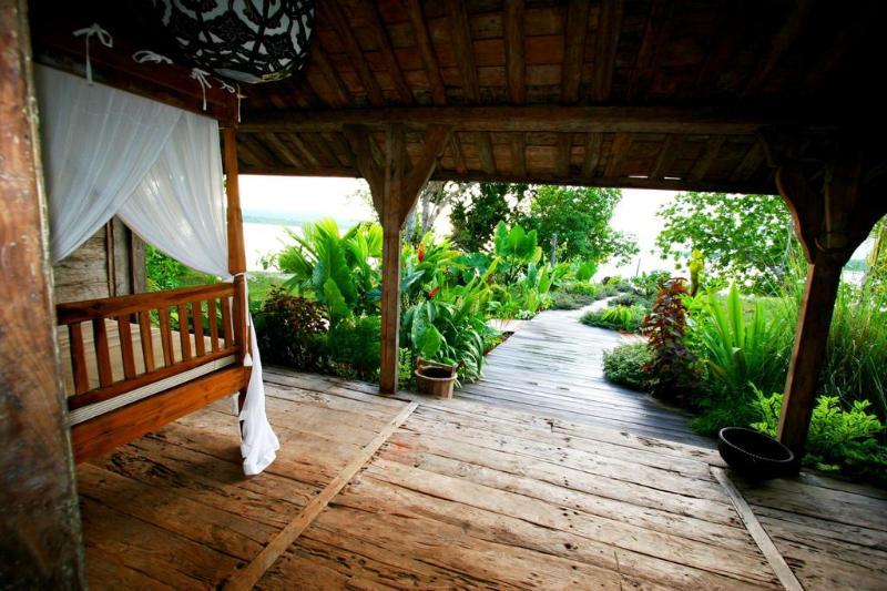 Ratua Private Island Resort Aimbuei Bay Екстериор снимка