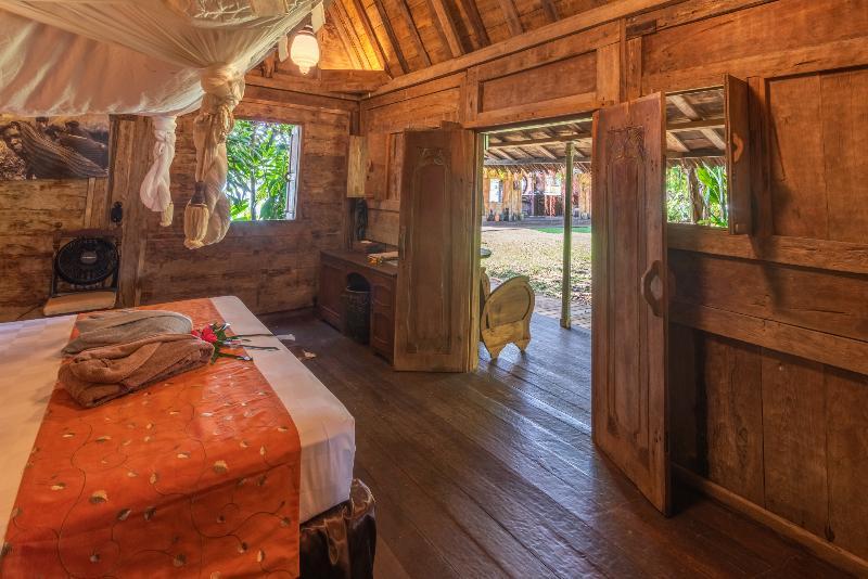Ratua Private Island Resort Aimbuei Bay Екстериор снимка