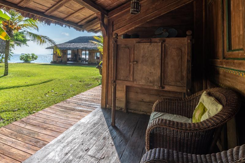 Ratua Private Island Resort Aimbuei Bay Екстериор снимка