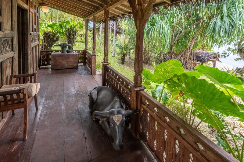 Ratua Private Island Resort Aimbuei Bay Екстериор снимка