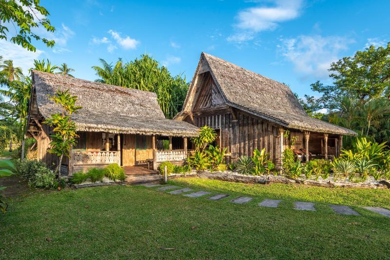 Ratua Private Island Resort Aimbuei Bay Екстериор снимка